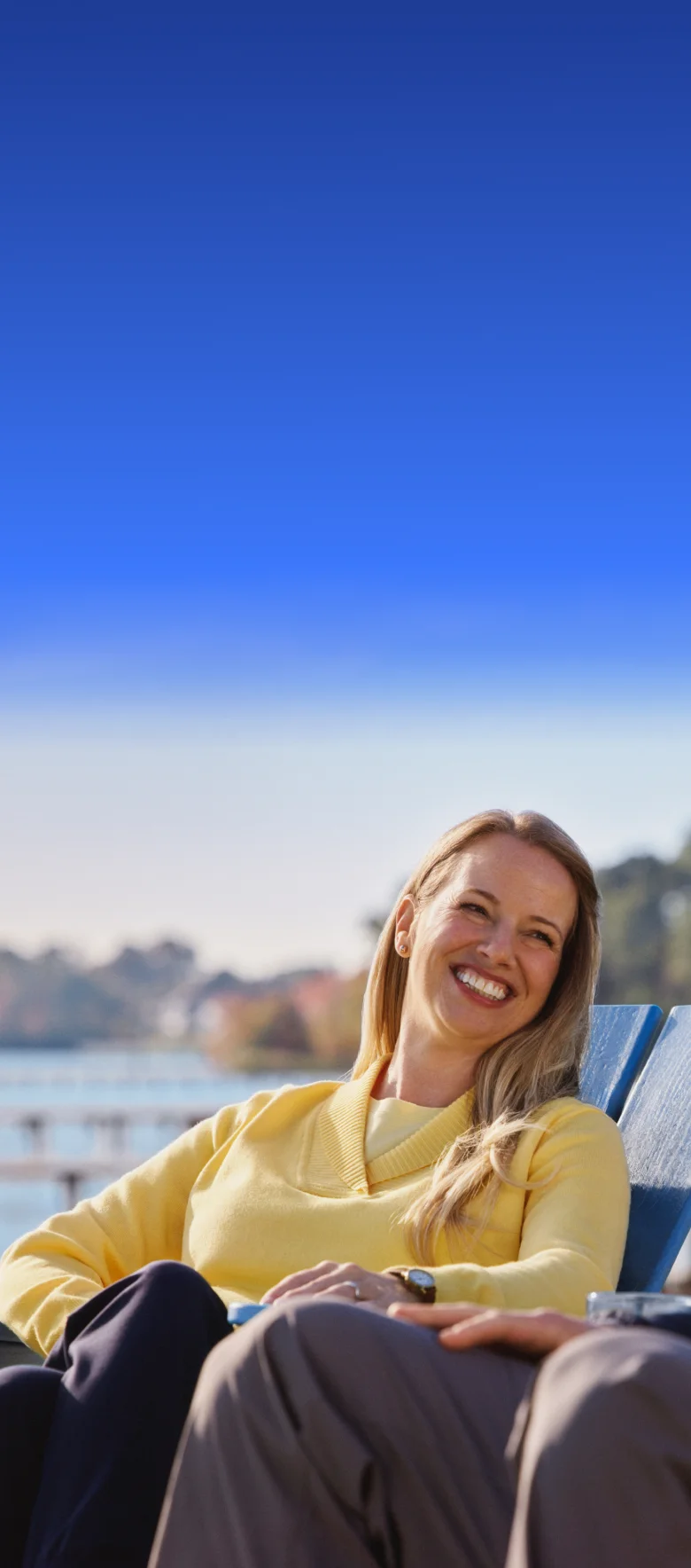 Real EKTERLY® (sebetralstat) patient Cari enjoying a day out with her husband
